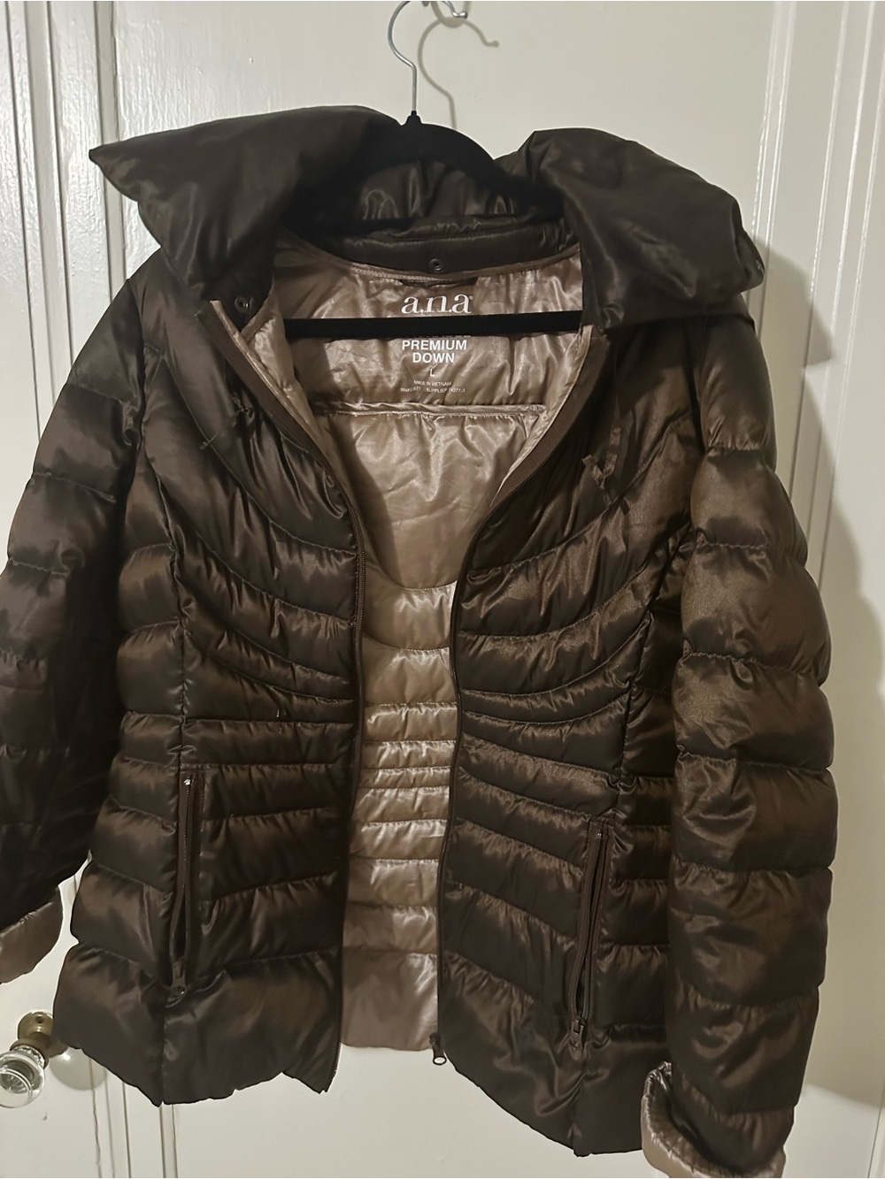 a.n.a Women's Brown Quilted Puffer Coat with Plush Collar